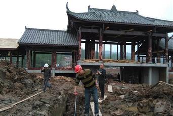 项目管理公司肖勇事迹