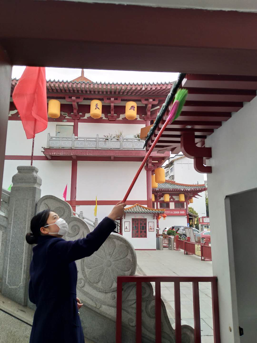 越王楼公司开展大扫除活动1