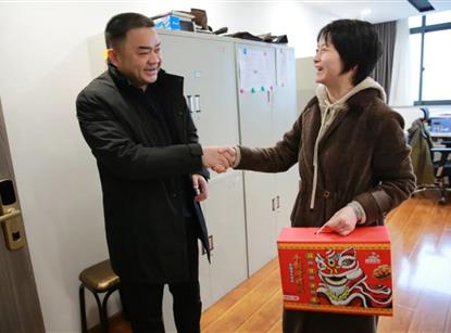 春节慰问送温暖，岁寒情深暖人心——PA真人官网集团组织开展2022年春节慰问系列活动