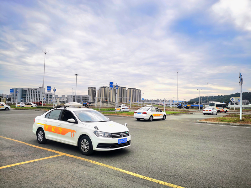 五合一考场训练忙 五合一考场训练忙